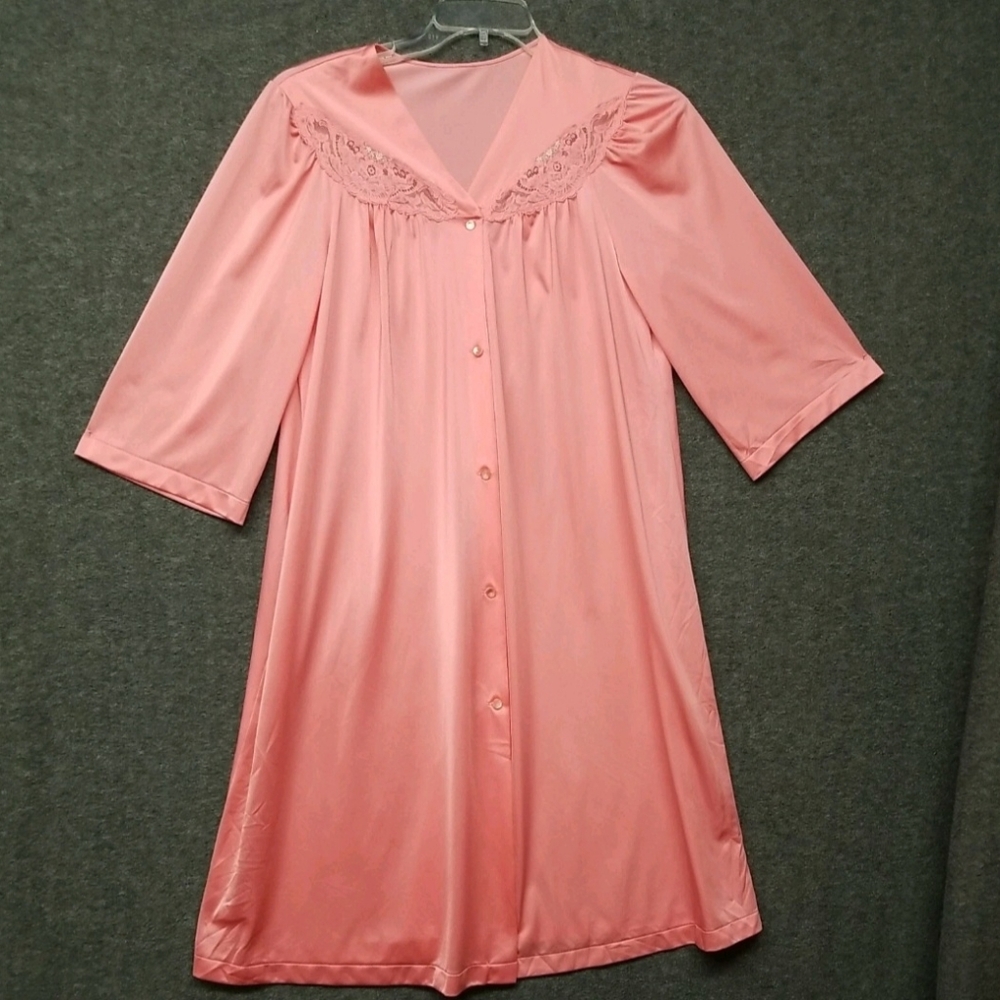 Women's Vtg.  Shadow Line Robe, Embroidered Floral & Lace Trim, Pink, Size Med.